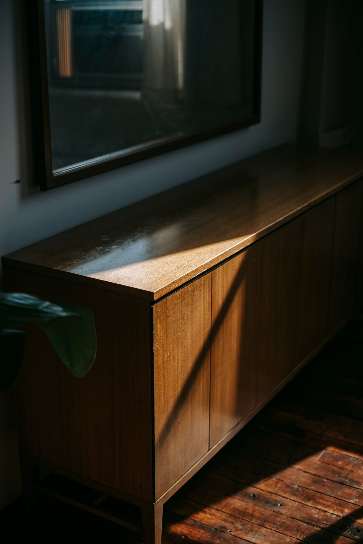 Mueble de madera con carácter